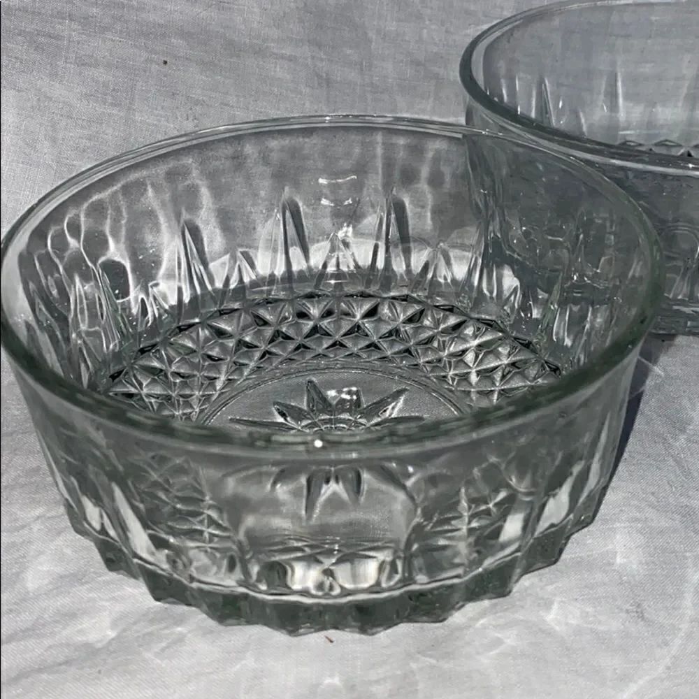 ARCOROC FRANCE Vintage Glass Bowls-Set of 3 - Picture 2 of 6